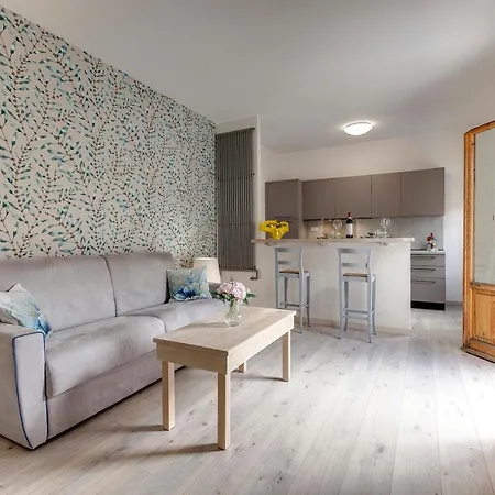 Apartamento Lezioso, Casegalante In Florencia